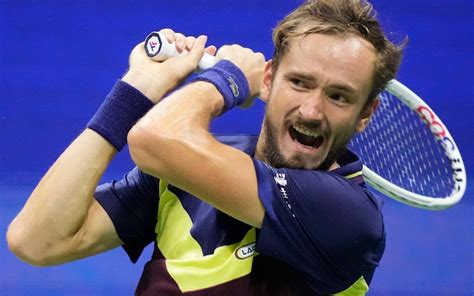Daniil Medvedev stuns Carlos Alcaraz in four sets to .